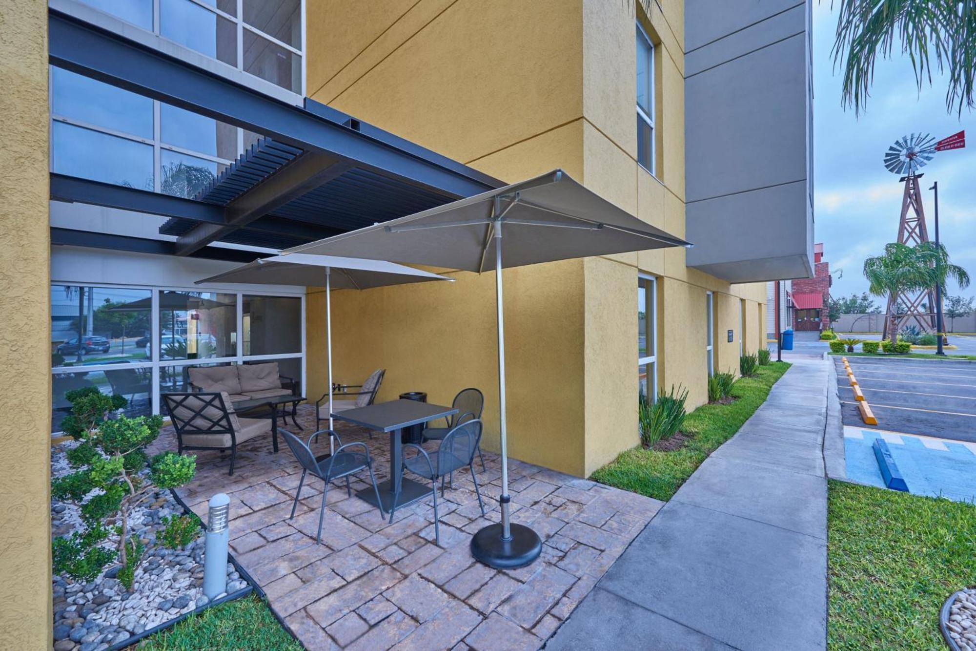 City Express By Marriott Monterrey Norte Exterior photo